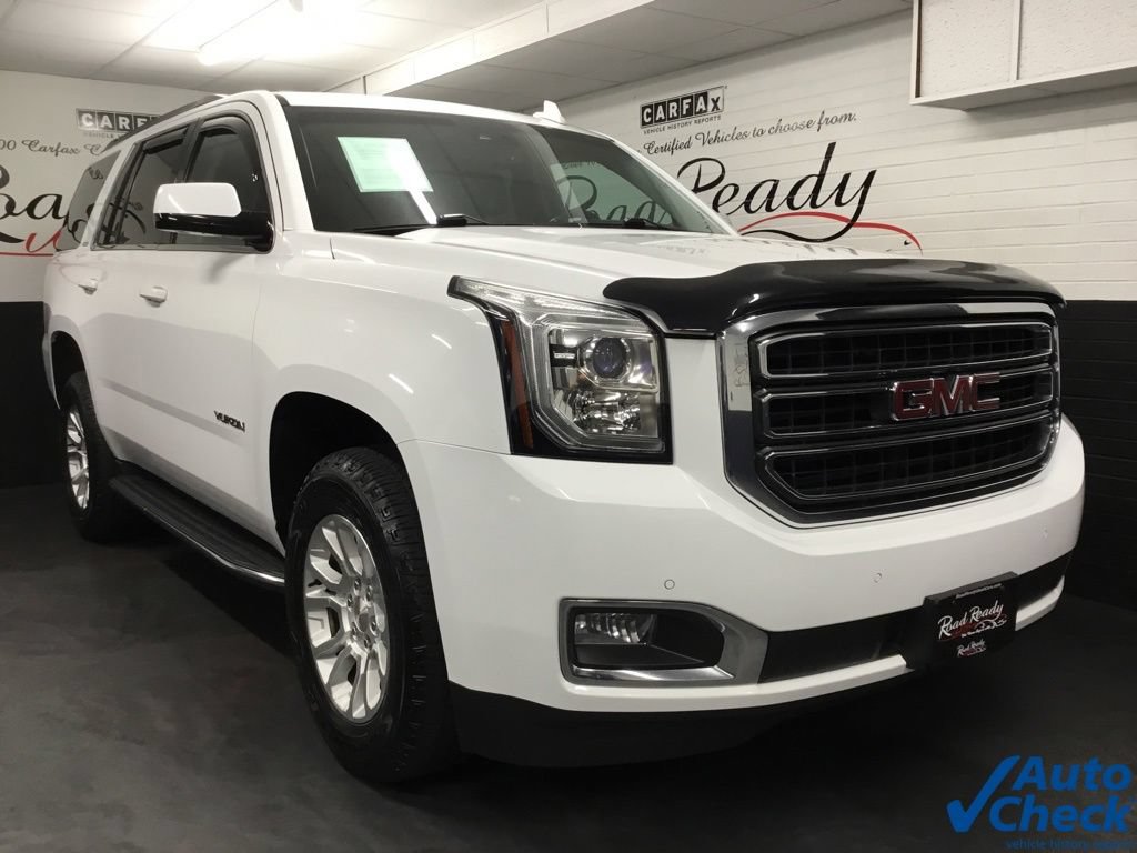 Used 2017 GMC Yukon SLT AWD/4WD image 3