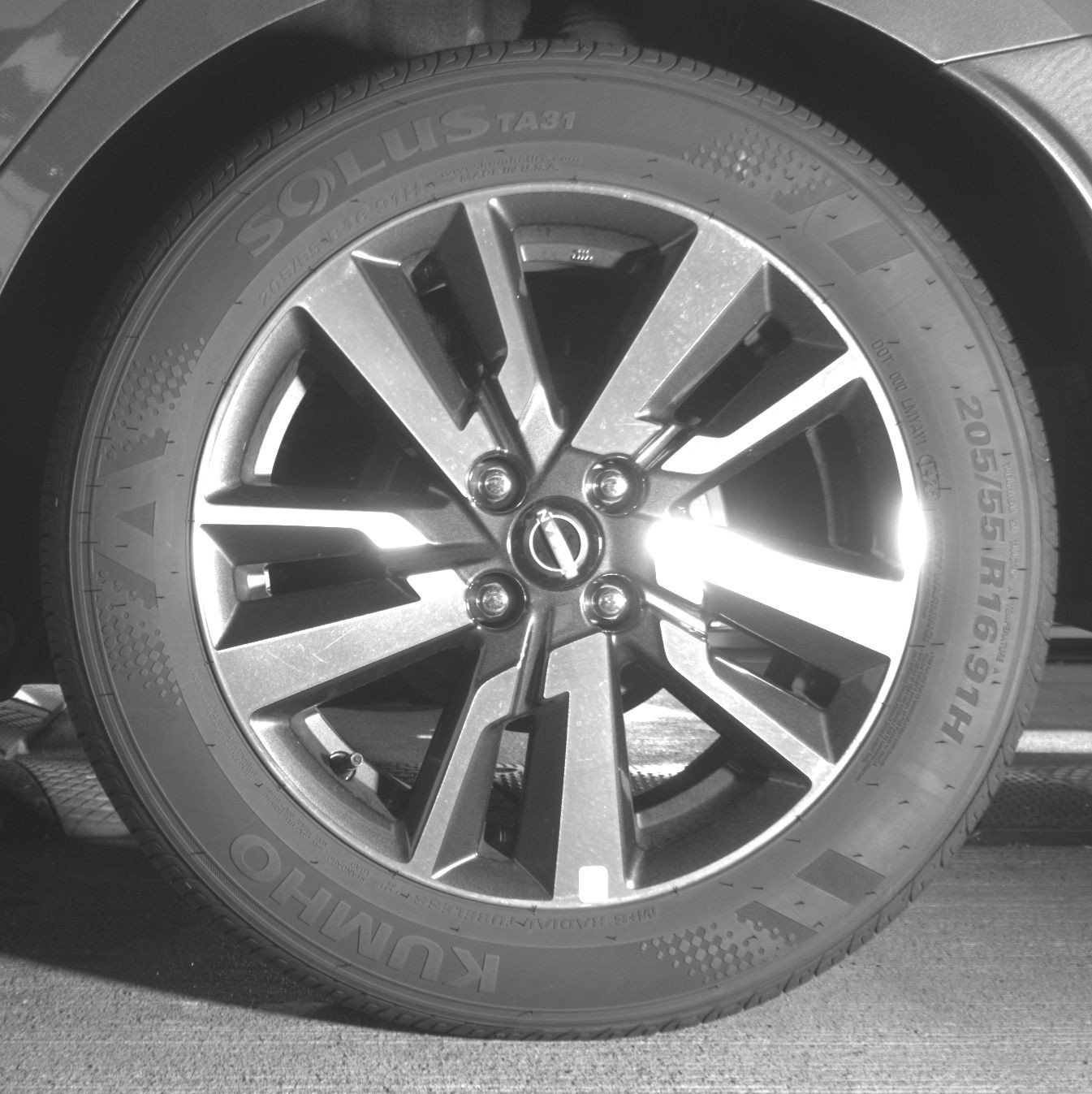 Used 2025 Nissan Versa SV image 14