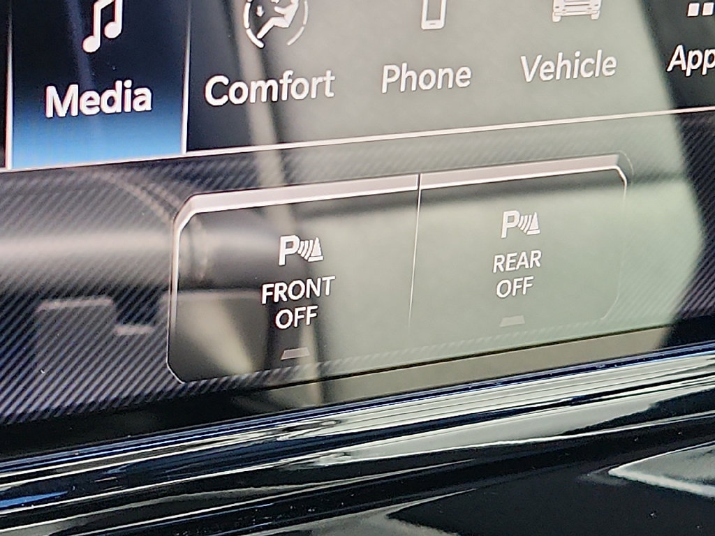 Used 2026 RAM 1500 Laramie AWD/4WD image 26