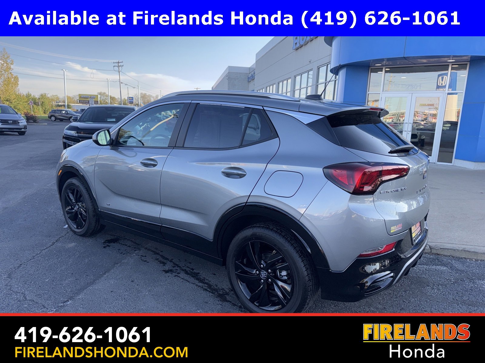 Used 2025 Buick Encore GX Sport Touring image 3