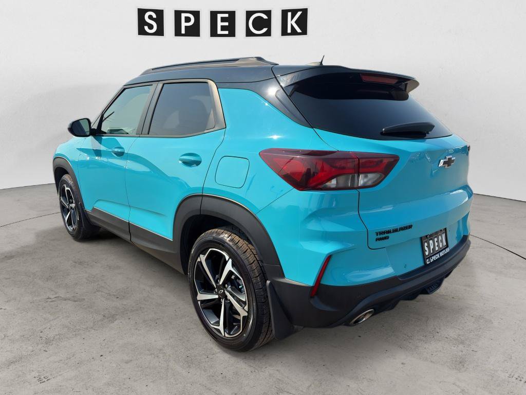 Used 2021 Chevrolet TrailBlazer RS w/ Sun and Liftgate Package AWD/4WD image 3