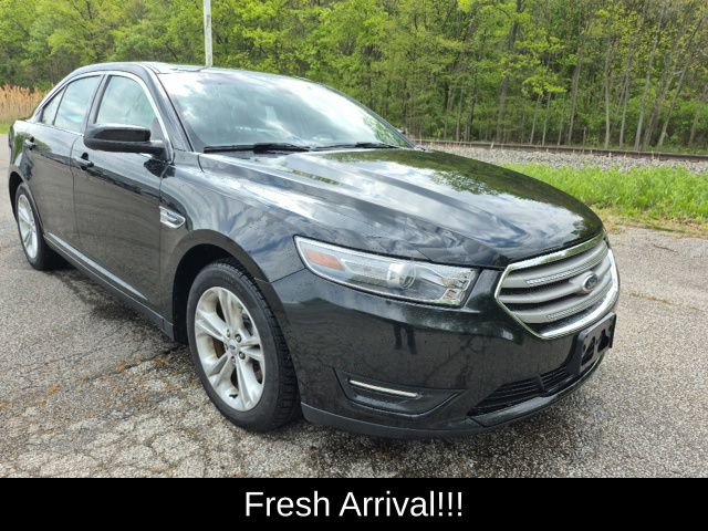 Used 2013 Ford Taurus SEL FWD image 4