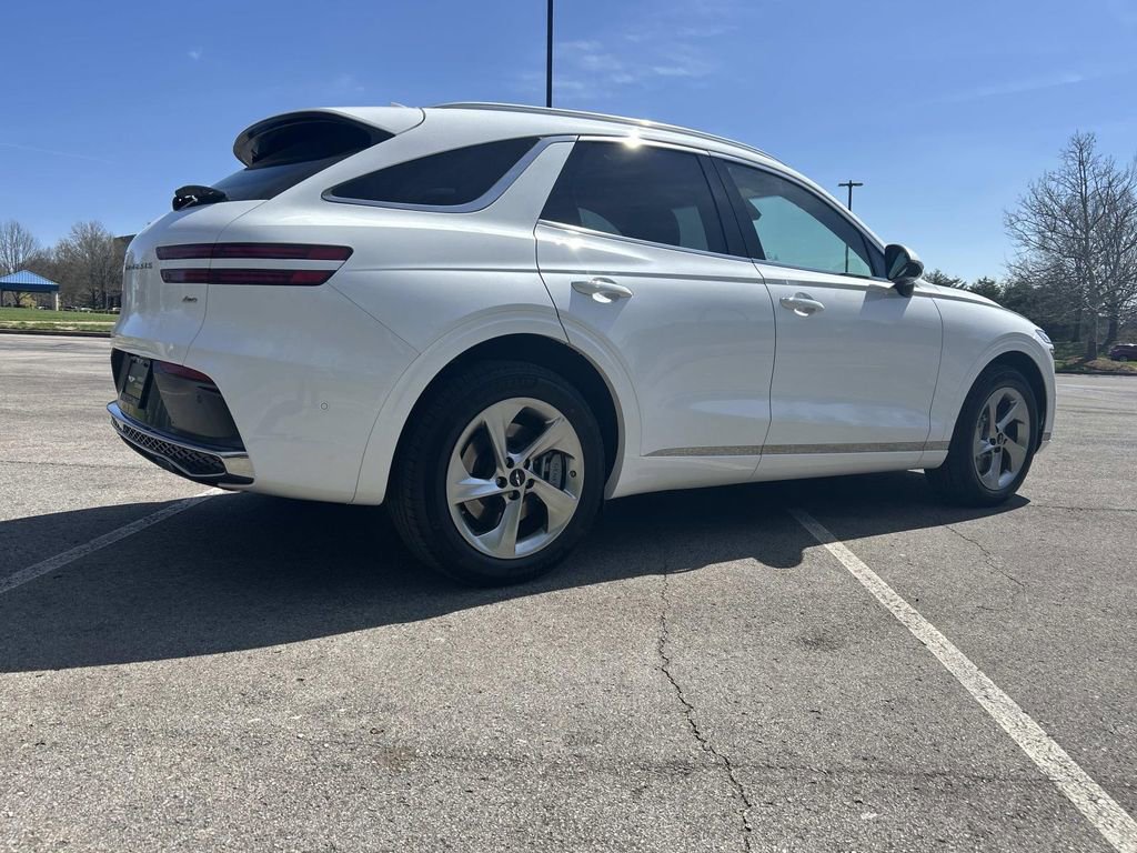 New 2026 Genesis GV70 2.5T Advanced image 7