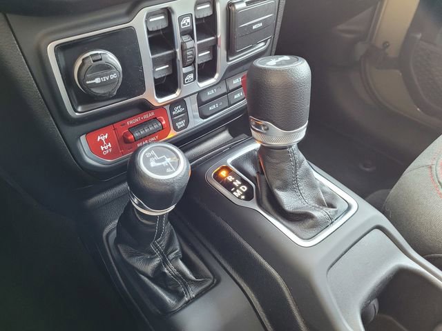 Certified 2025 Jeep Wrangler Unlimited Rubicon image 12