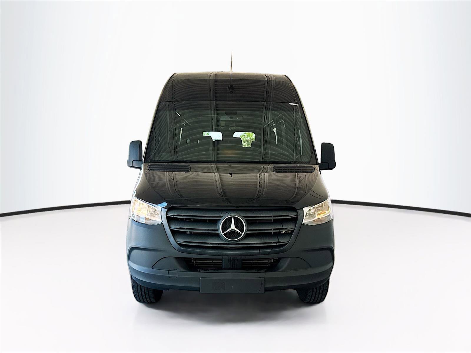 Used 2022 Mercedes-Benz Sprinter 2500 image 33