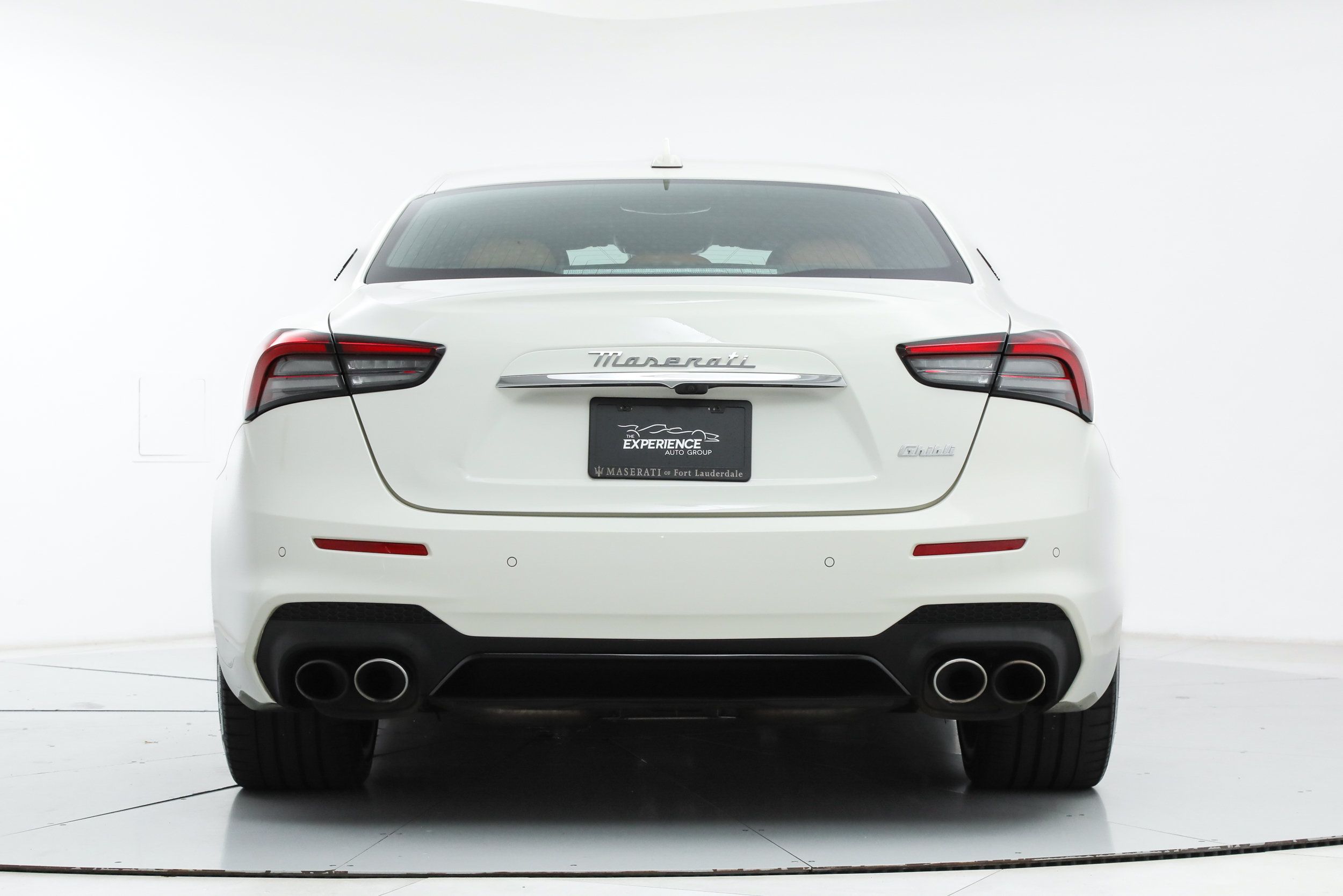 Certified 2023 Maserati Ghibli Modena RWD image 4
