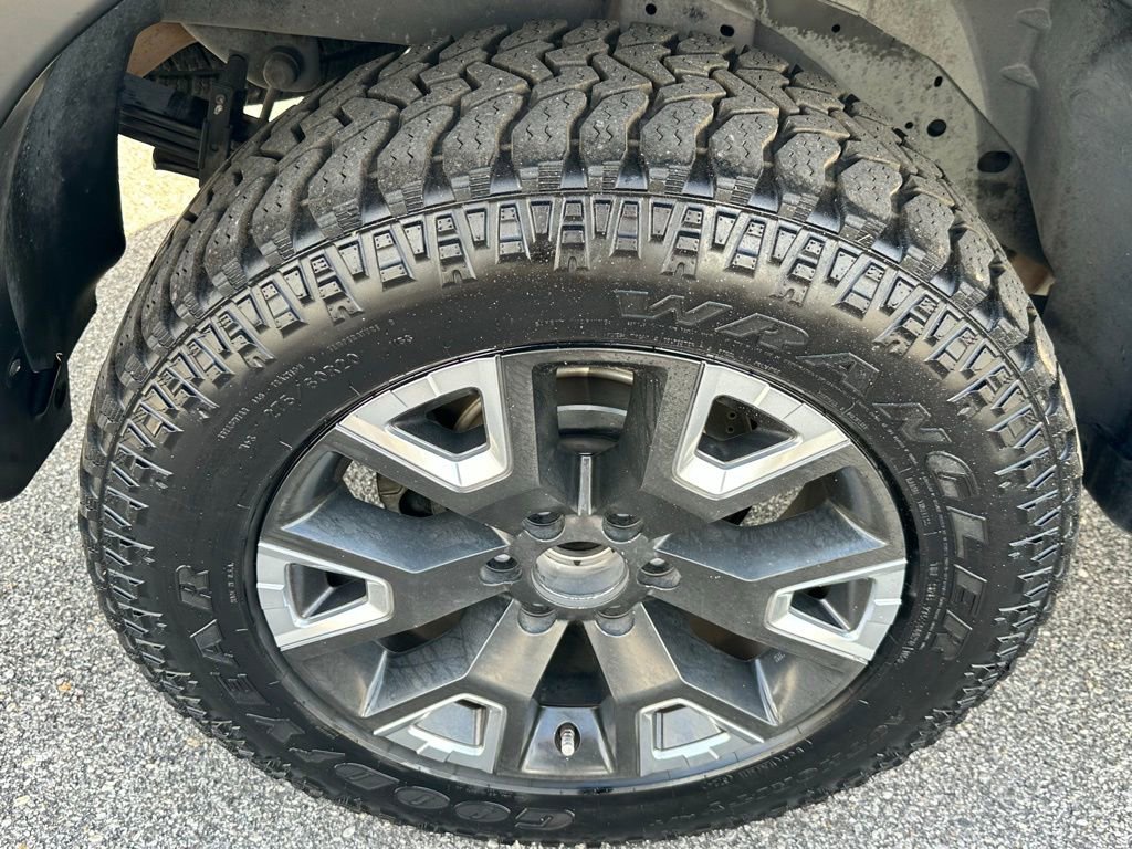 Used 2021 Nissan Titan Platinum Reserve image 22