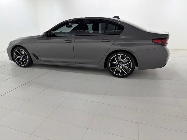 Used 2021 BMW M550i xDrive w/ Executive Package AWD/4WD image 2