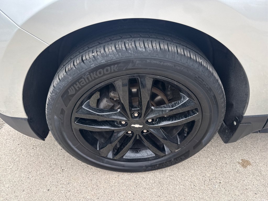 Used 2021 Chevrolet Equinox LT AWD/4WD image 19
