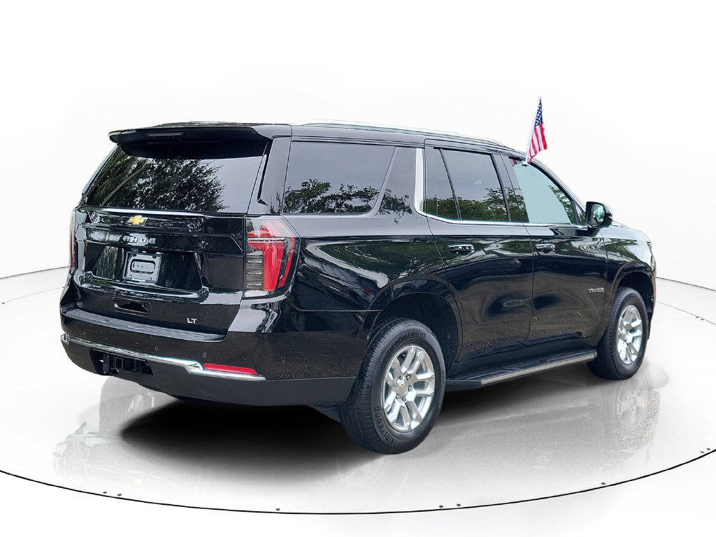 Used 2025 Chevrolet Tahoe LT RWD image 3