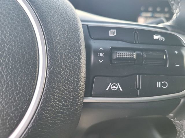 Used 2025 Kia Sportage EX image 26