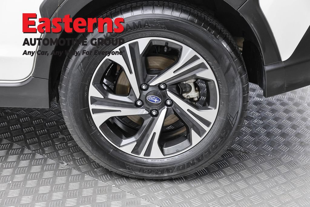 Used 2025 Subaru Crosstrek 2.5i Premium AWD/4WD image 8