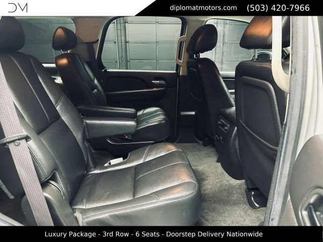 Used 2010 Chevrolet Tahoe LT w/ Luxury Package AWD/4WD image 21