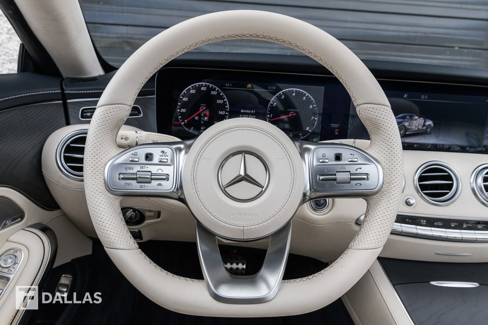 Used 2020 Mercedes-Benz S 560 Cabriolet image 24