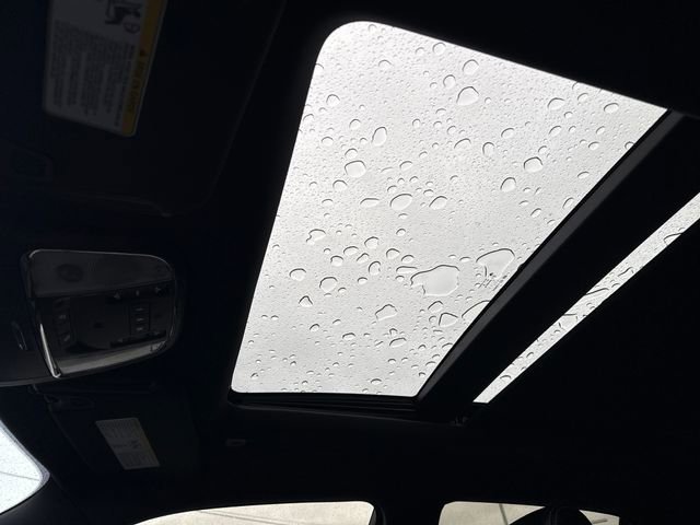 Used 2023 Chrysler 300 S w/ Comfort Group image 28