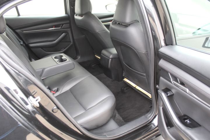 Certified 2024 MAZDA MAZDA3 s image 33