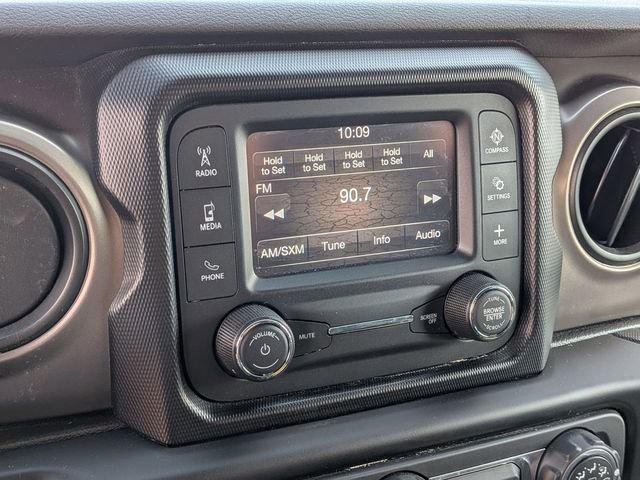 Used 2020 Jeep Wrangler Sport AWD/4WD image 21