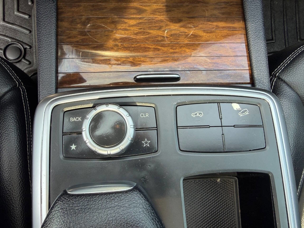 Used 2013 Mercedes-Benz GL 450 4MATIC w/ Premium 1 Pkg image 40