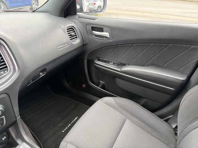 Used 2017 Dodge Charger SXT w/ Rallye Group image 24