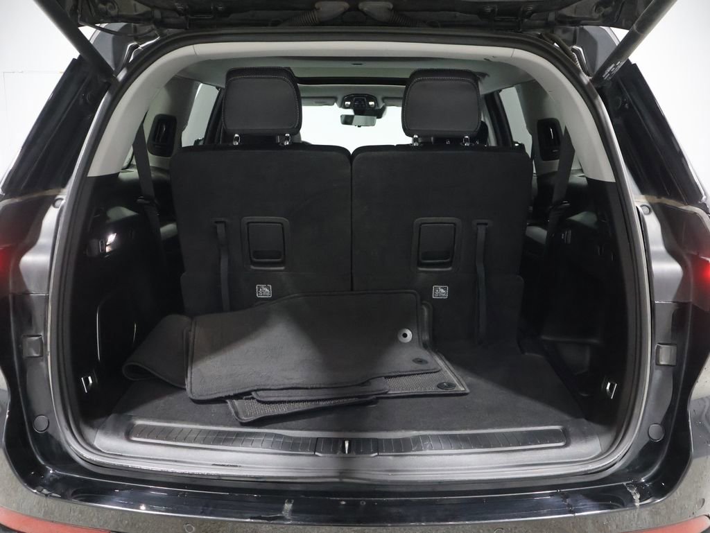 Used 2023 Jeep Grand Cherokee L Limited w/ Luxury Tech Group II image 21