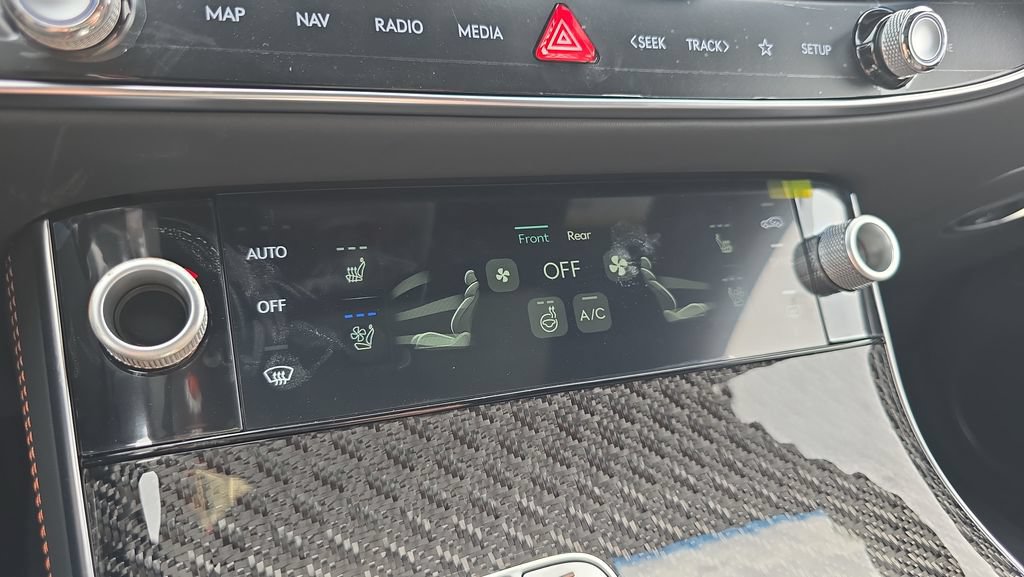 New 2026 Genesis GV70 3.5T Sport Prestige AWD/4WD image 14