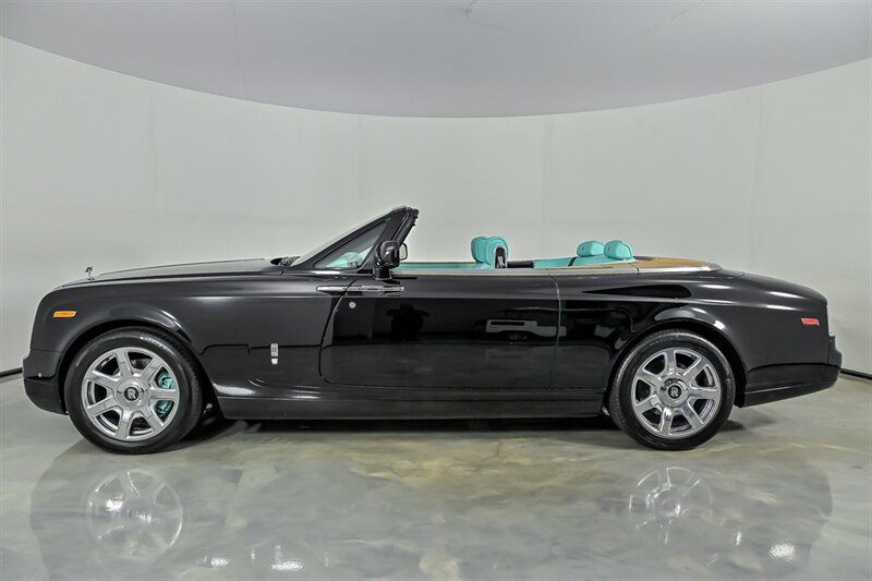 Used 2013 Rolls-Royce Phantom Drophead Coupe RWD image 6
