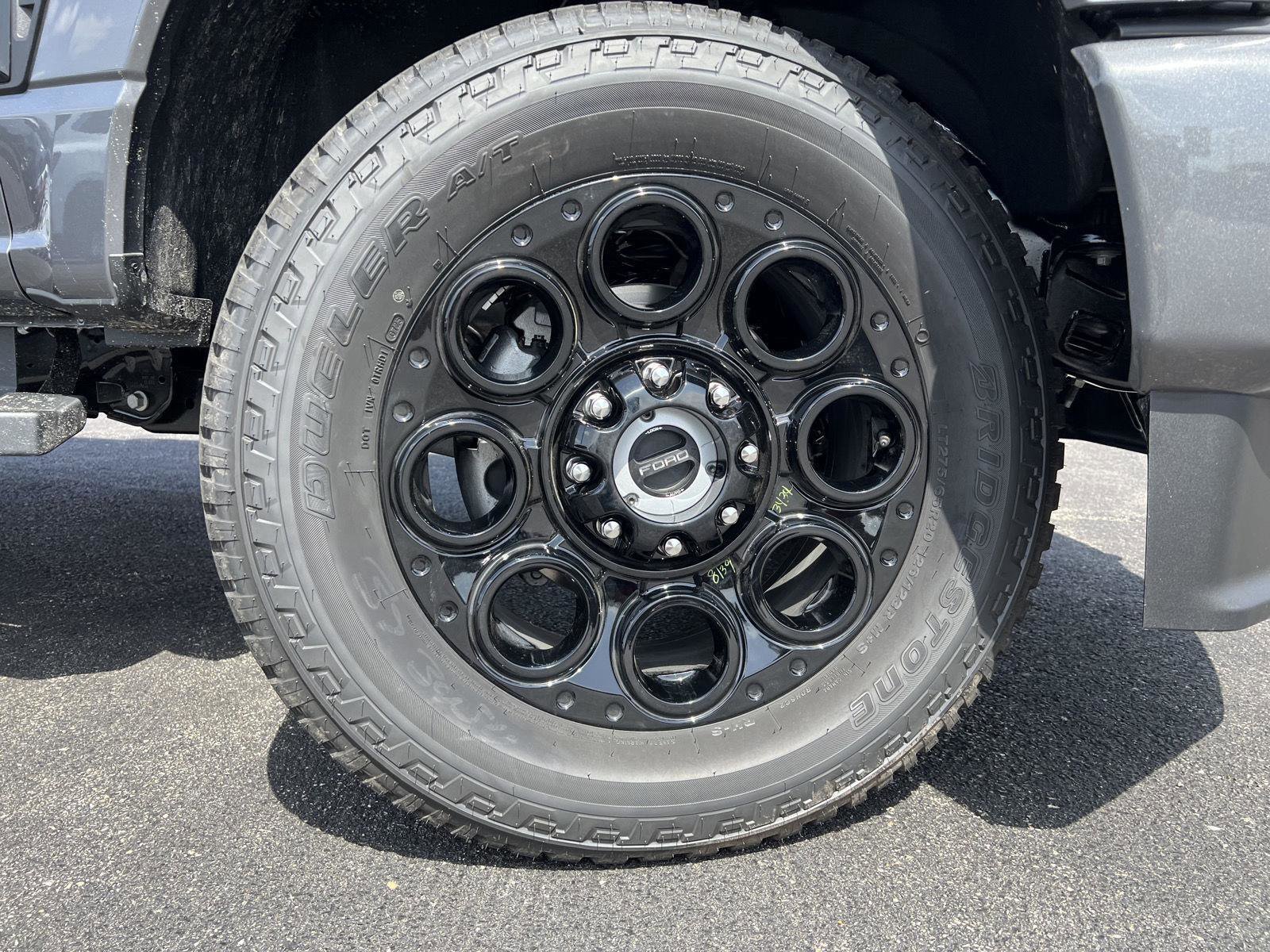 New 2025 Ford F350 Lariat w/ Lariat Ultimate Package image 2