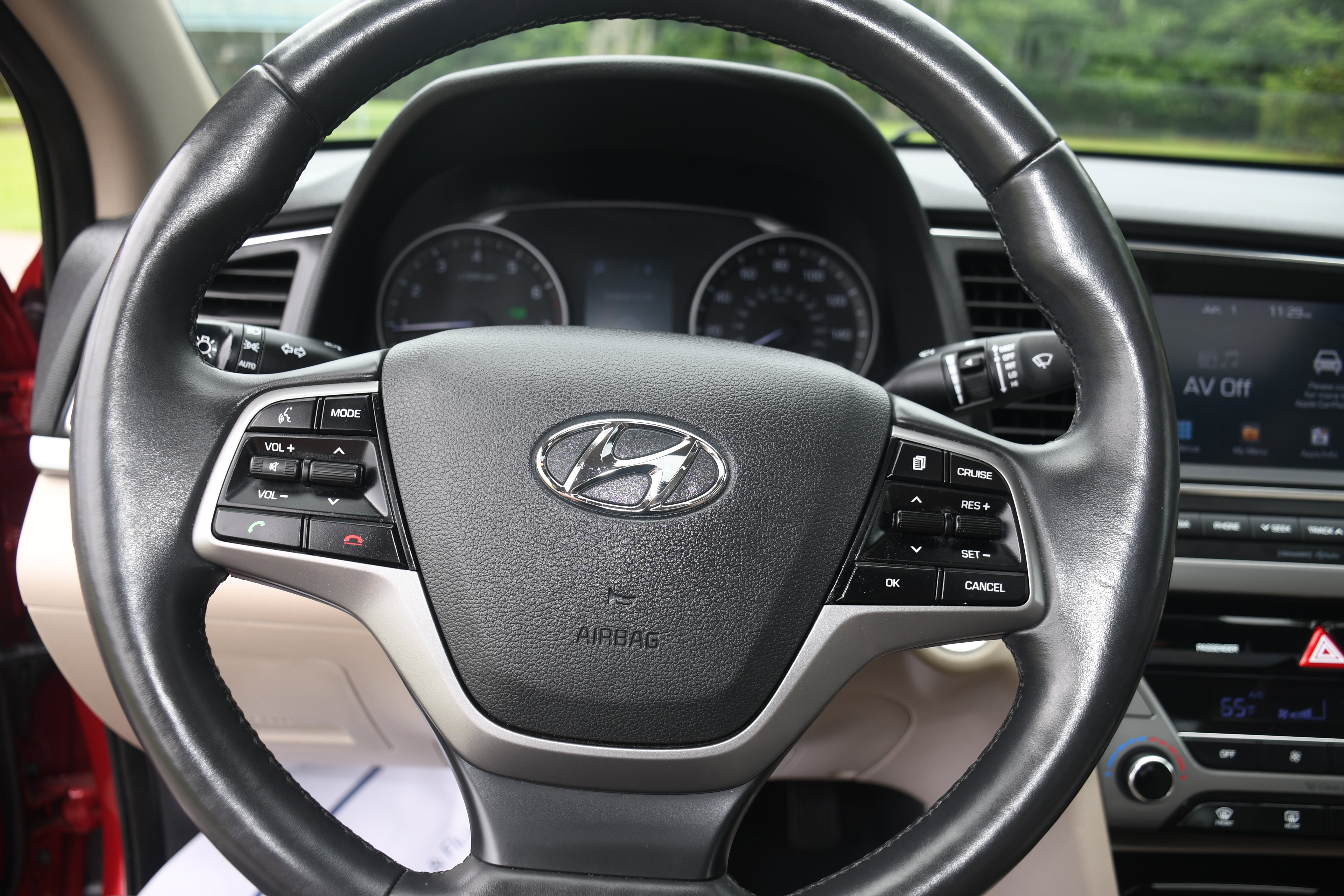 Used 2017 Hyundai Elantra Value Edition FWD image 13