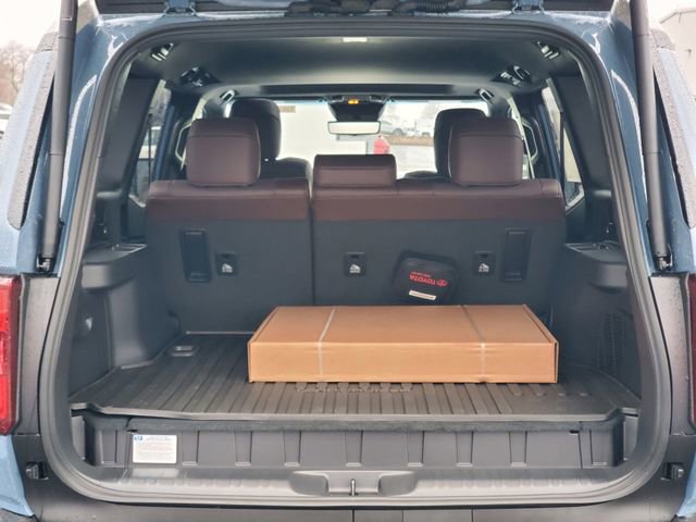 New 2026 Toyota Land Cruiser image 7