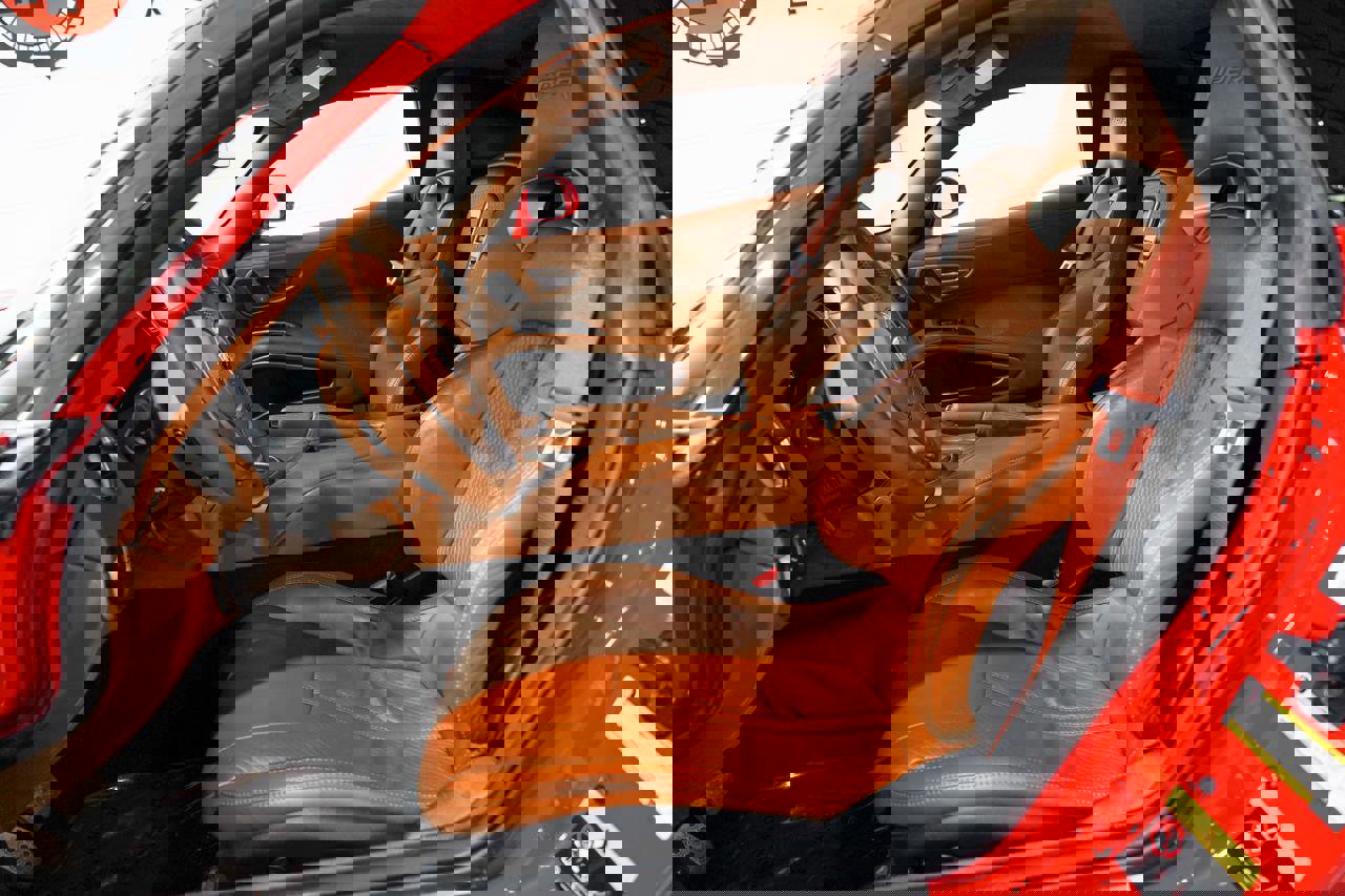 Used 2013 SRT Viper GTS w/ GTS Laguna Interior Pkg image 8