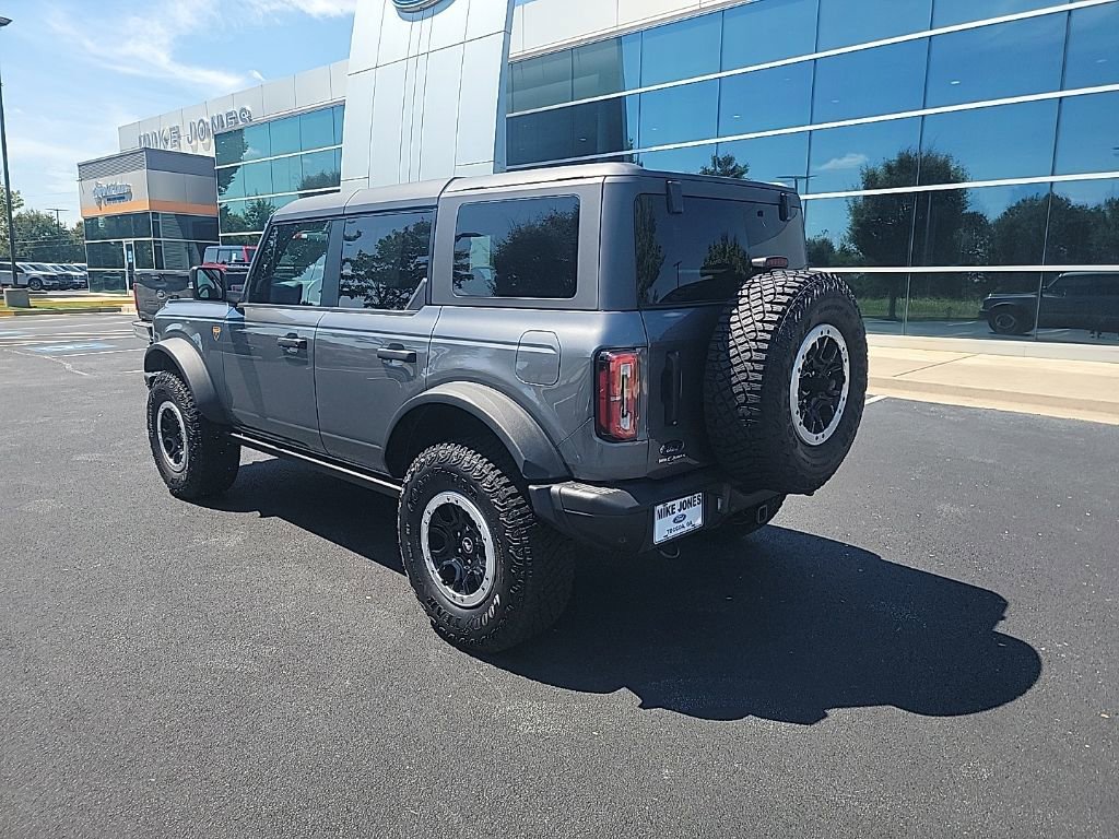 Used 2024 Ford Bronco Badlands image 5