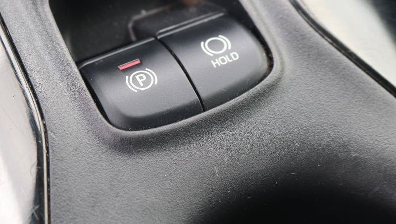 Used 2020 Toyota Corolla LE FWD image 13