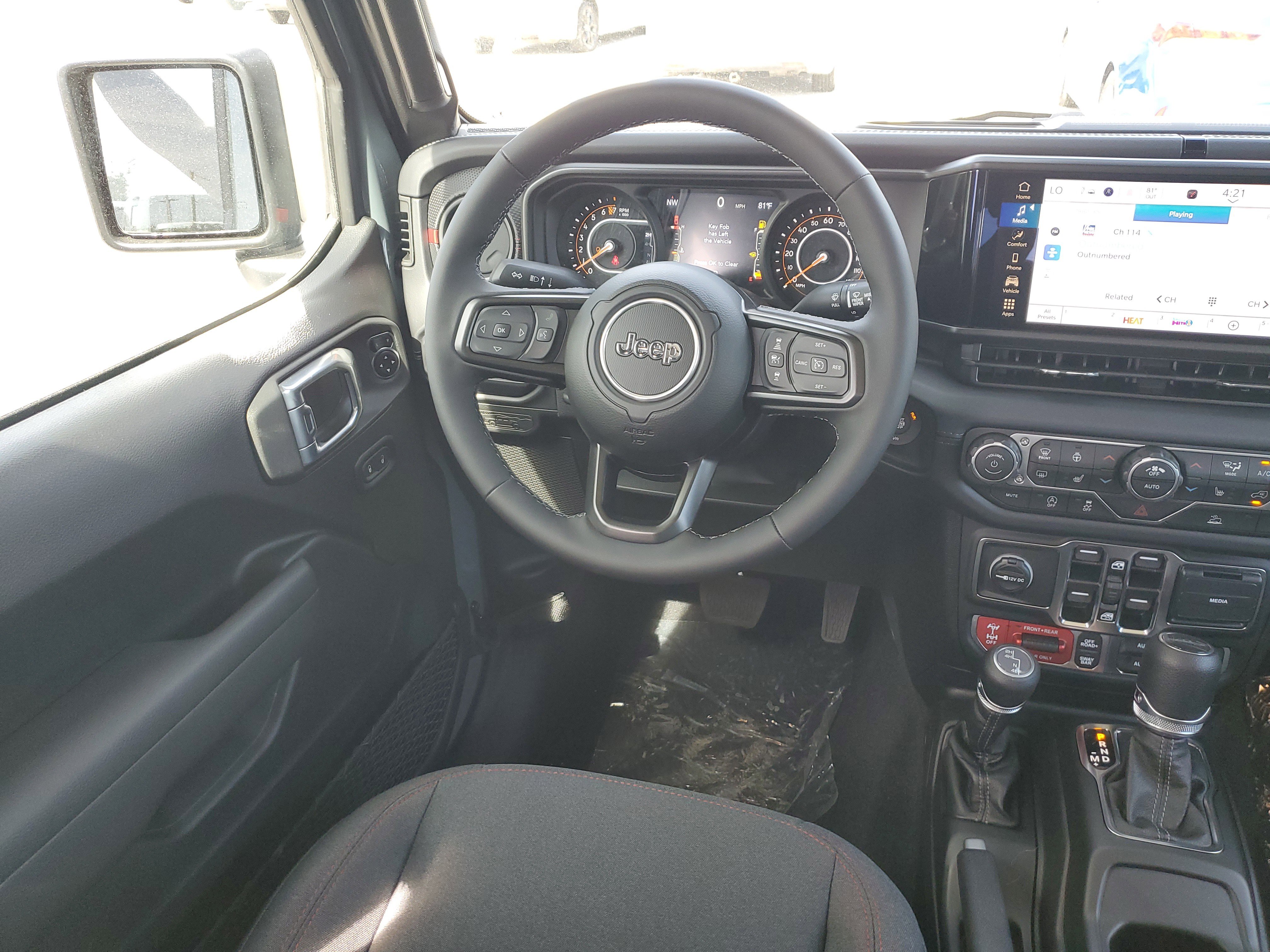 New 2025 Jeep Gladiator Rubicon image 14