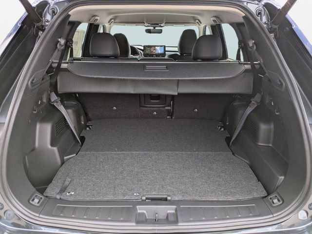 New 2026 Mitsubishi Outlander SE image 13