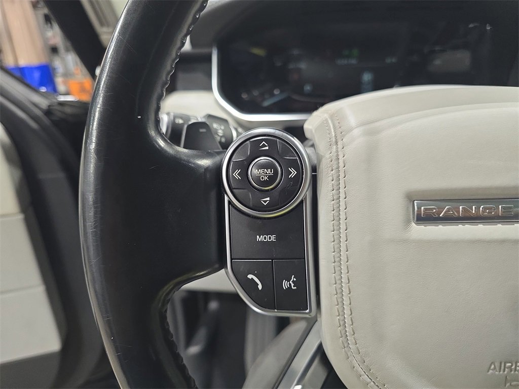 Used 2016 Land Rover Range Rover HSE image 18