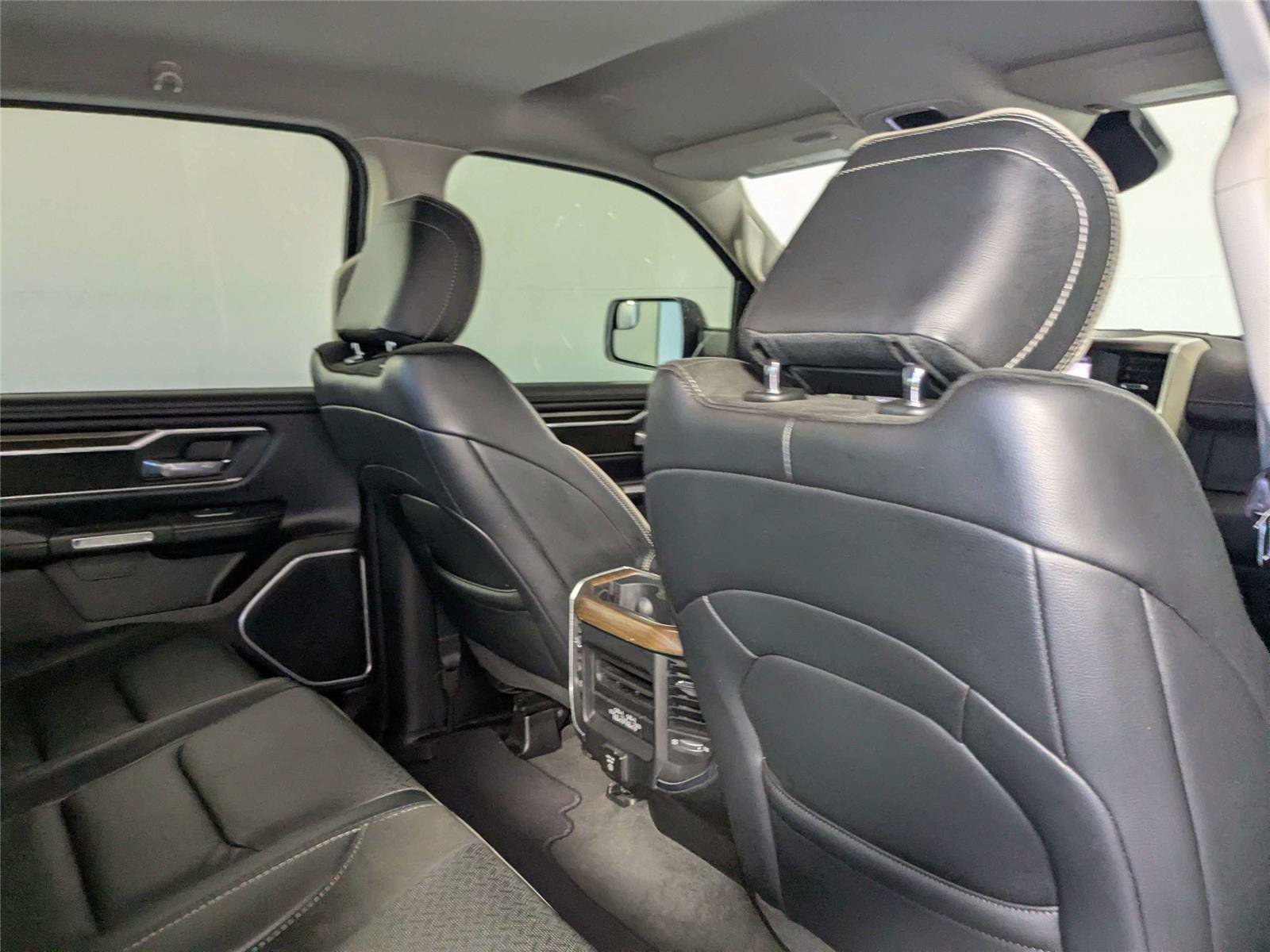Used 2022 RAM 1500 Laramie RWD image 30