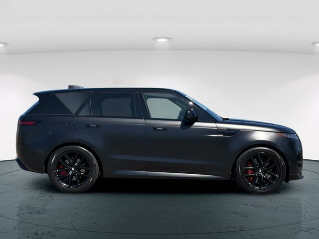 Used 2023 Land Rover Range Rover Sport First Edition AWD/4WD image 7