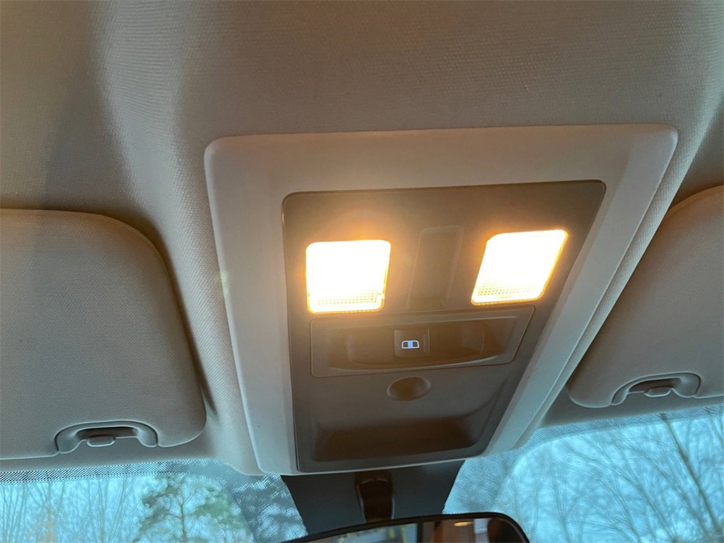 Used 2017 RAM 1500 Classic SLT image 15