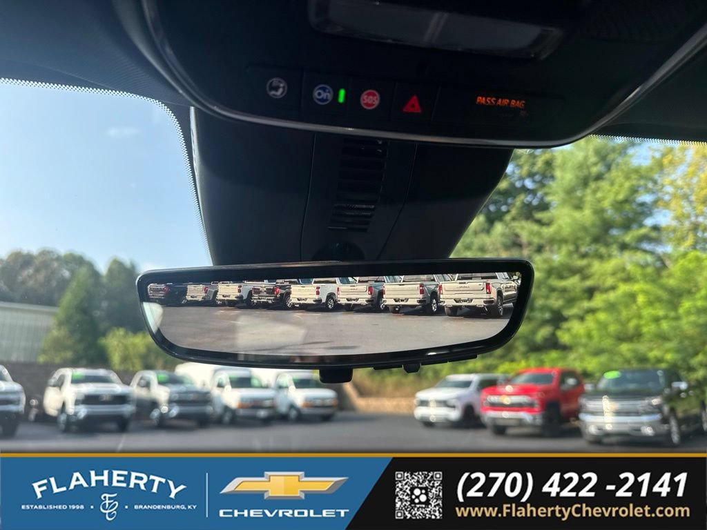 Used 2026 Chevrolet Traverse RS w/ LPO, Floor Liner Package AWD/4WD image 30