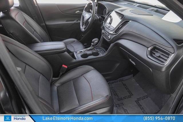 Used 2022 Chevrolet Equinox RS w/ RS Leather Package FWD image 17