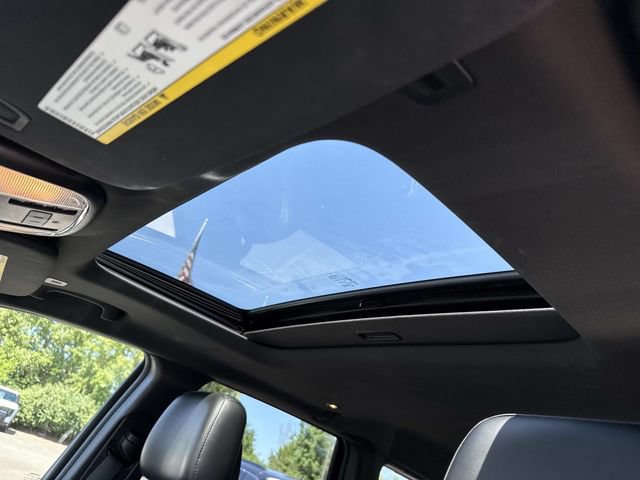 Used 2017 Jeep Grand Cherokee Limited AWD/4WD image 16