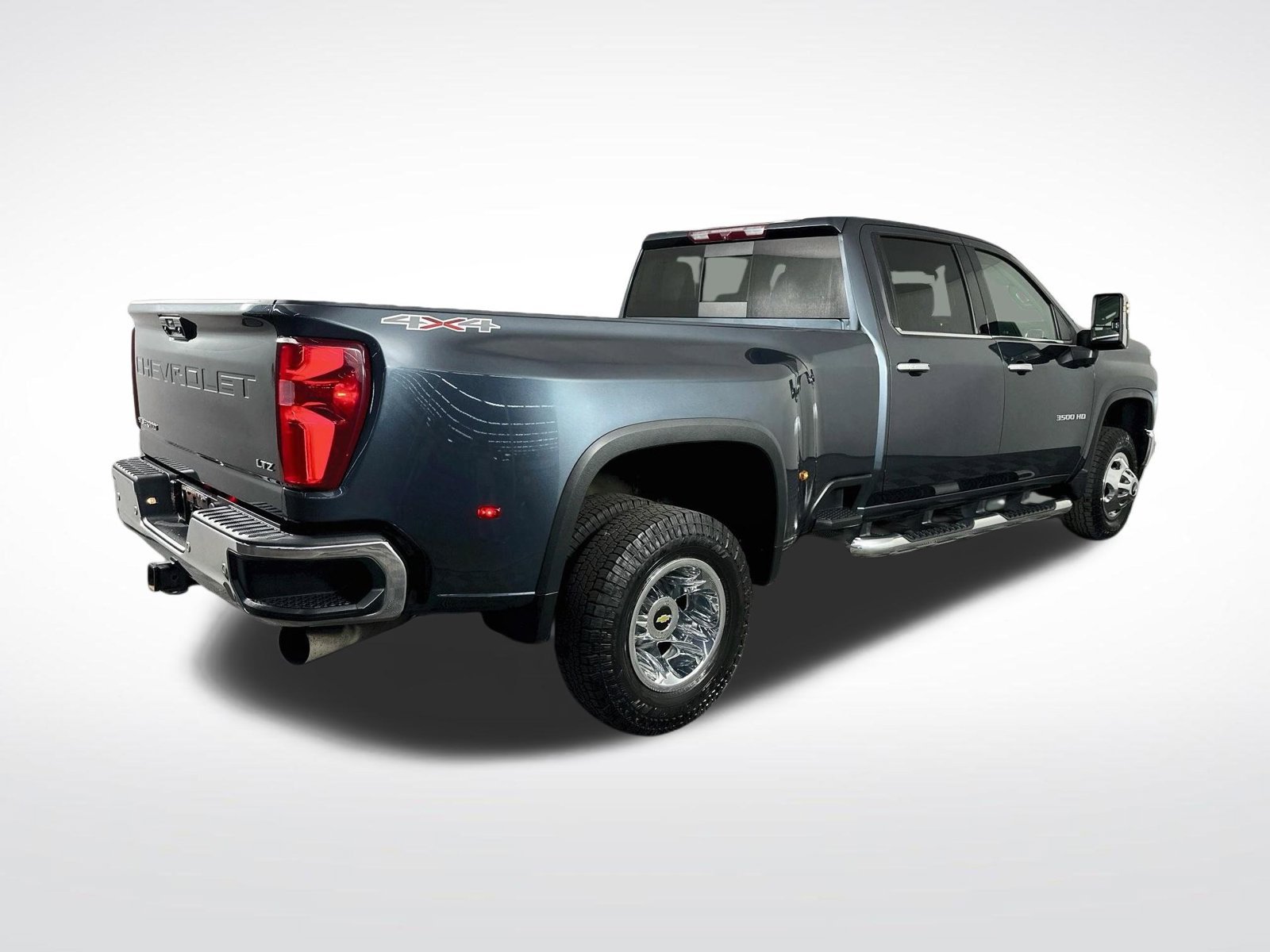 Used 2020 Chevrolet Silverado 3500 LTZ w/ LTZ Plus Package AWD/4WD image 8