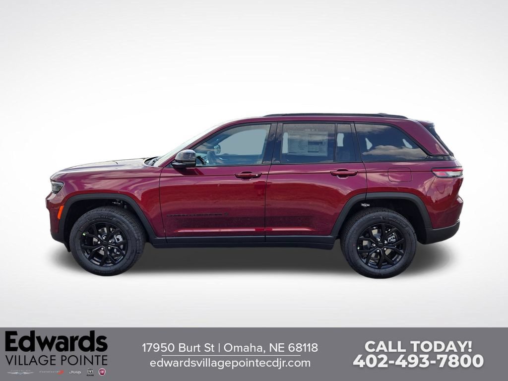 New 2025 Jeep Grand Cherokee Altitude AWD/4WD image 6