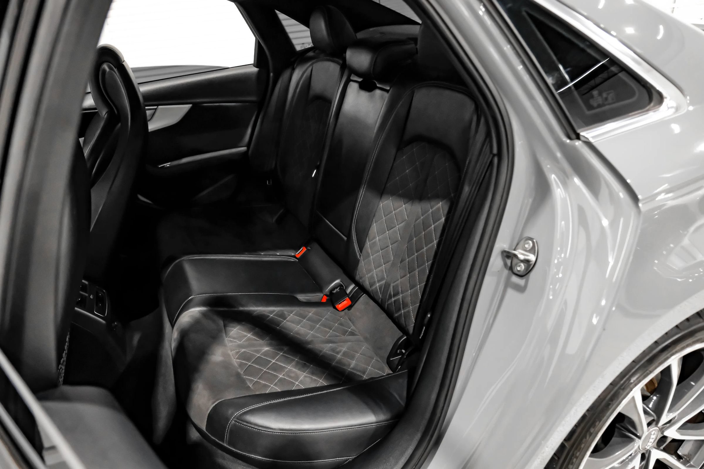 Used 2019 Audi S4 Premium w/ Convenience Package AWD/4WD image 42