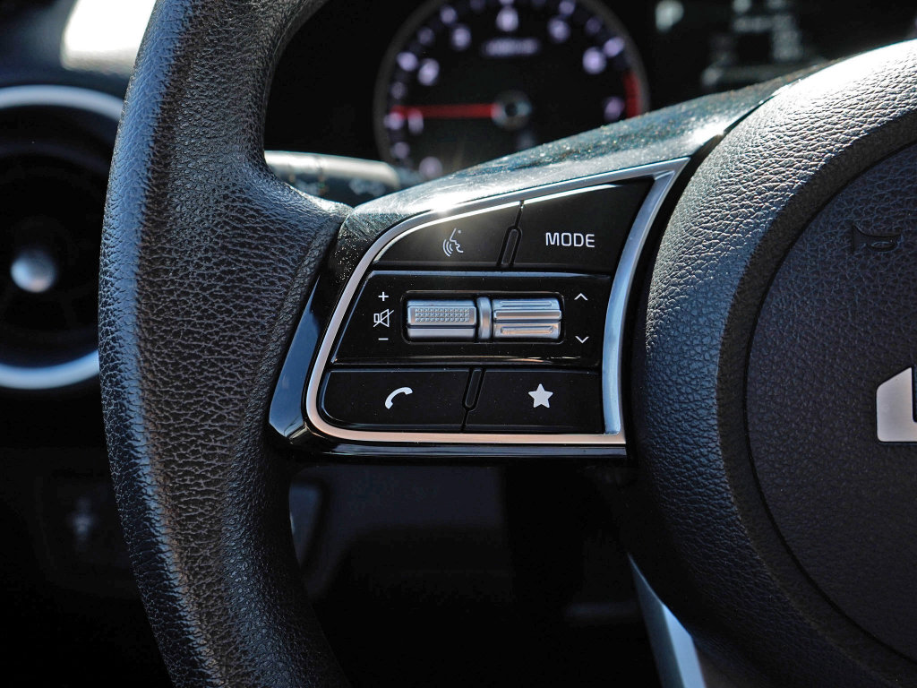 Used 2024 Kia Forte LXS w/ LXS Technology Package image 18