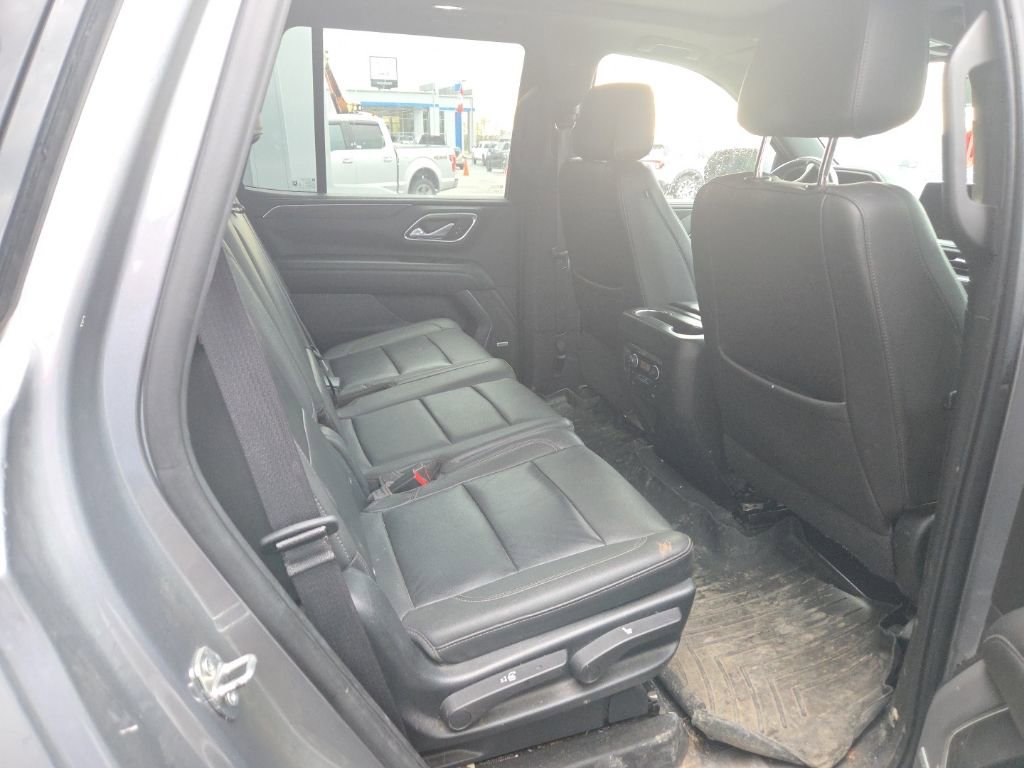 Used 2022 Chevrolet Tahoe Z71 w/ Luxury Package image 5