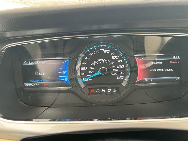 Used 2018 Ford Taurus SEL w/ Equipment Group 201A FWD image 11