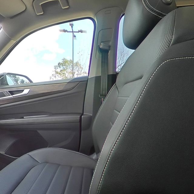 New 2026 Volkswagen Atlas SEL image 28