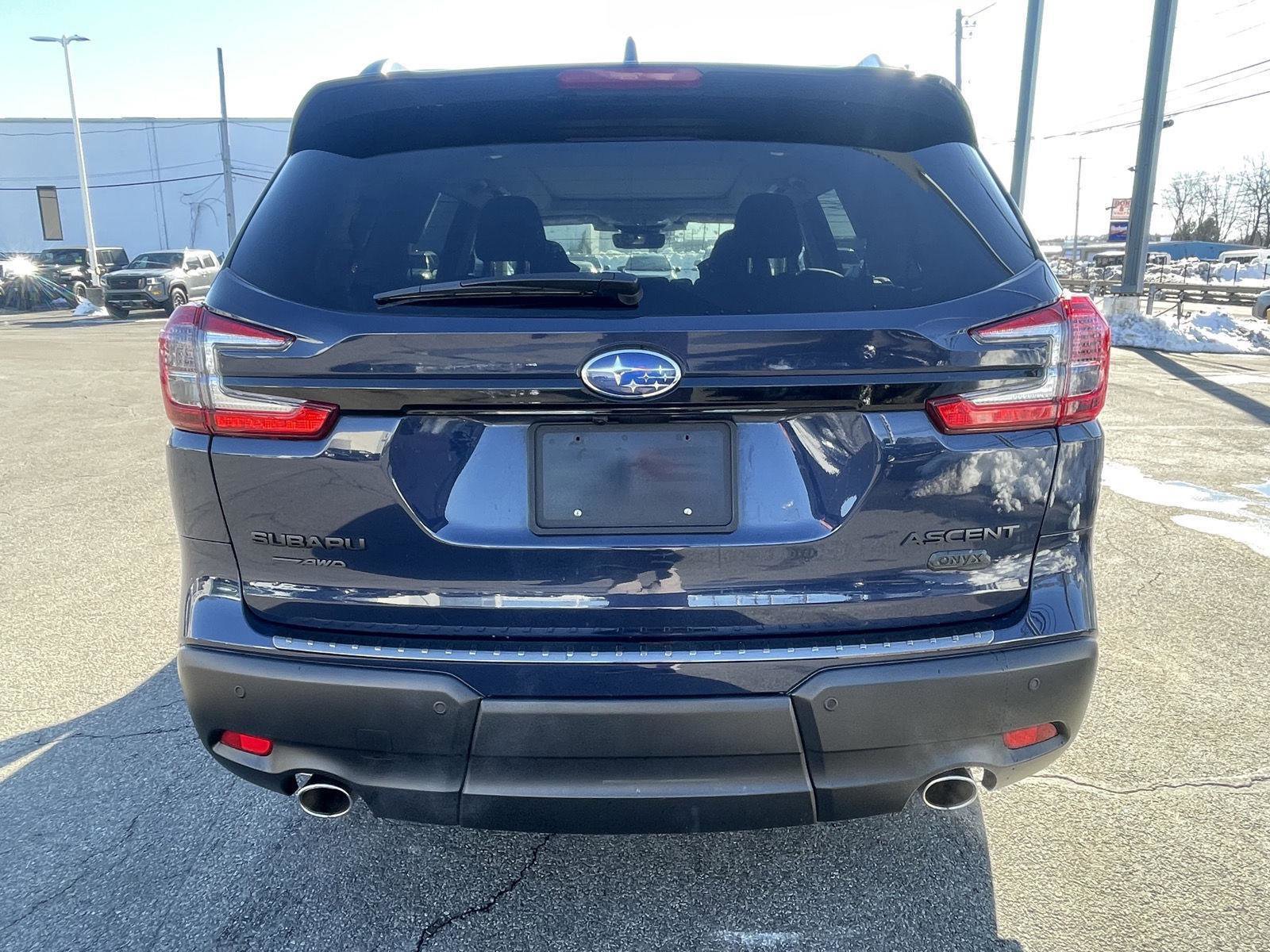 Used 2023 Subaru Ascent Onyx Edition image 8