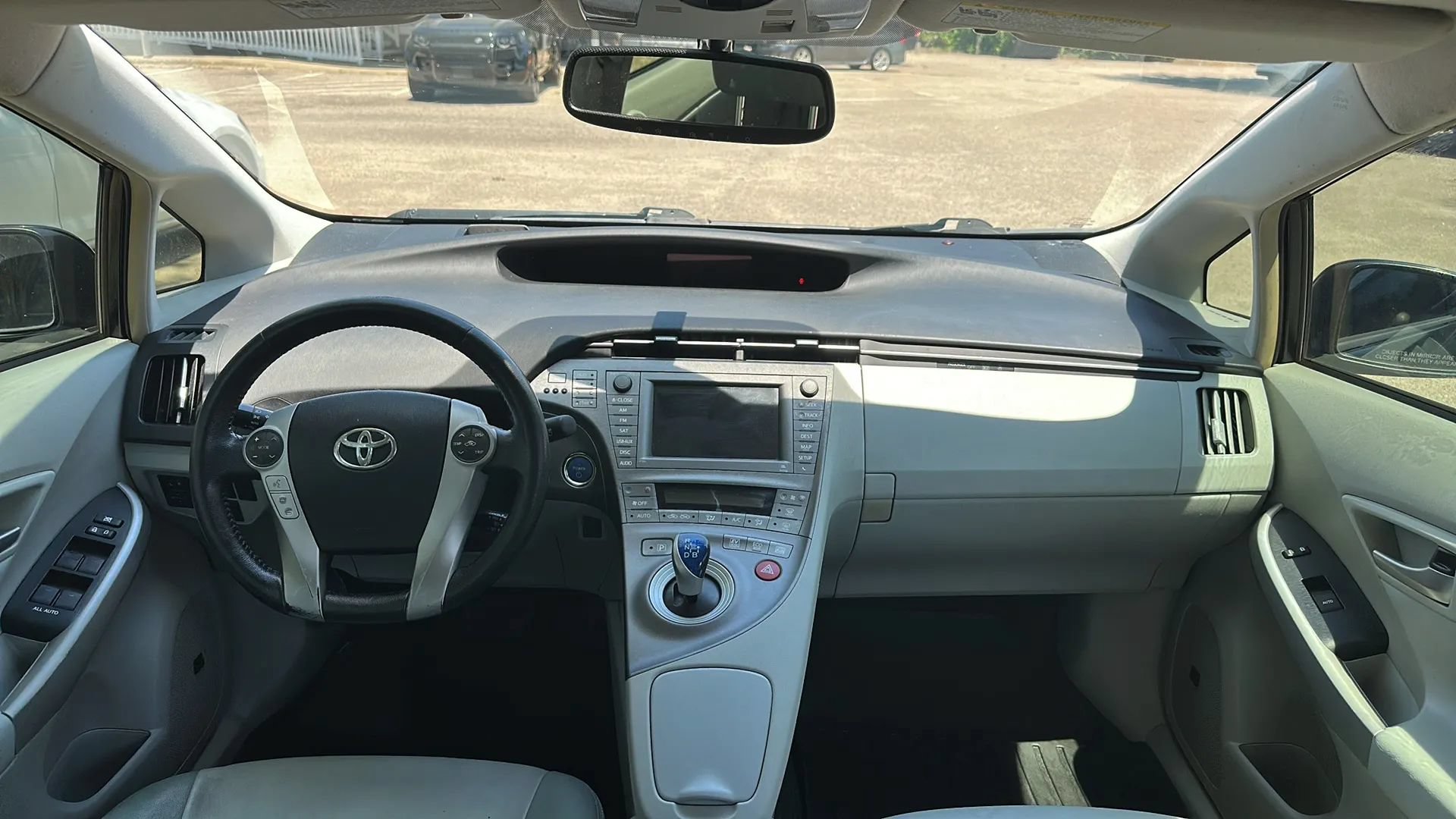 Used 2014 Toyota Prius Four w/ Solar Roof Package FWD image 26